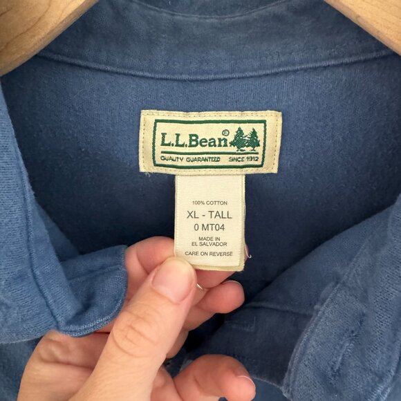 L.L. Bean Perfectly Worn-In Blue Flannel Shacket Size XL Tall - Picture 2 of 5